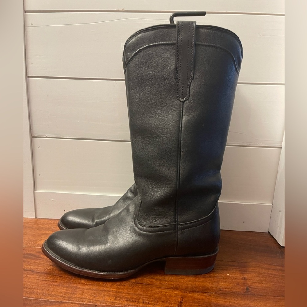 The Harper Tecovas Women’s equestrian boot.